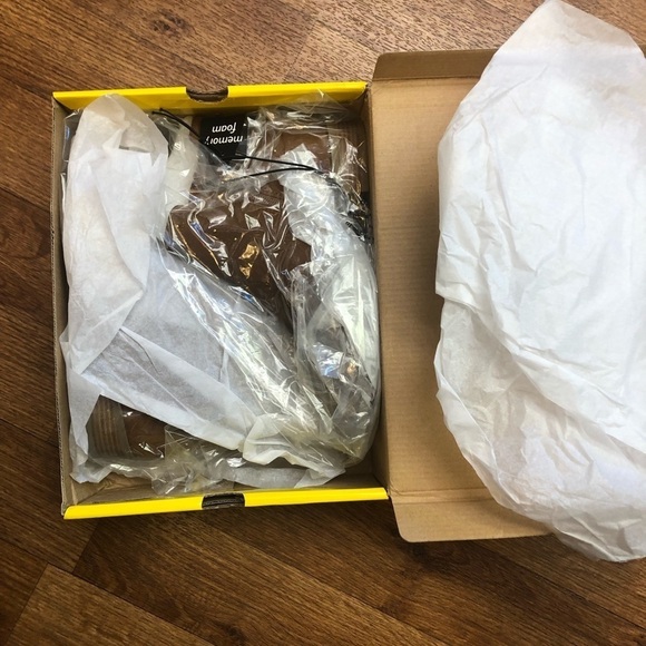 Ankle Suede Booties by Liz Claiborne NIB - Picture 8 of 13